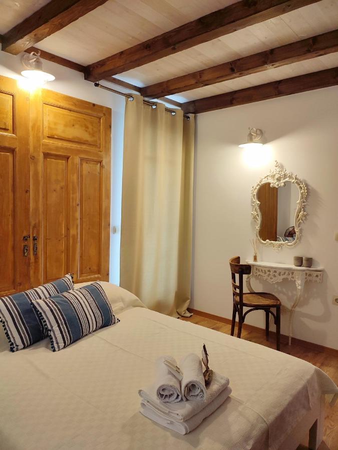 Habezeiko - The Vintage House Villa Afytos Bagian luar foto